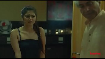 Play Sayoni Ghosh hot sceen Charitraheen Web series E09 HD