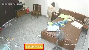 Play Vợ chồng làm ngân hàng bị hack camera .truy cập ( sexdiary.xyz) xem đầy đủ