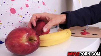 Play Smoking hot MILF artist India Summer loves doing nude fuck painting session with her favorite model Johnny Castle.