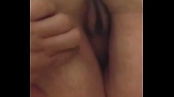 Play La veciabuela me muestra su conchita