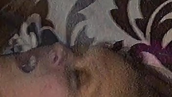 Play FRIEND MAKES MY WIFE CUM AND SQUIRT (ALLEYKATT)