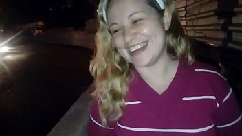 Play Caiu no Zap Homem come Mulher no acostamento da Imigrantes e quase teve acidente
