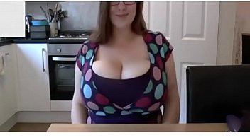 Play Found neighbor slut daughter on tonaughty&period;com and fucked her pussy