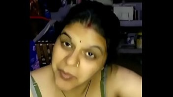Play Sexi indian joking