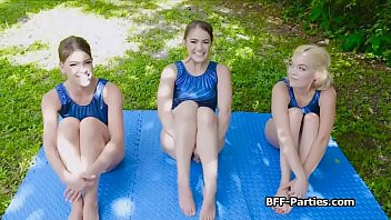 Play Teen gymnasts sharing trainers dick in foursome