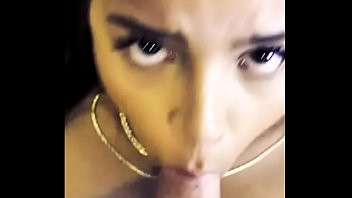 Play Escort beurette baisée à l’hôtel