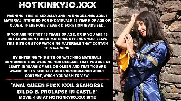 Play Anal Queen fuck XXXL Seahorse dildo & prolapse in castle