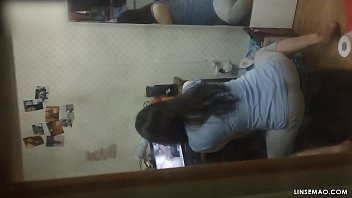 Play Voyeur amazing asian babe masturbating while watching porn